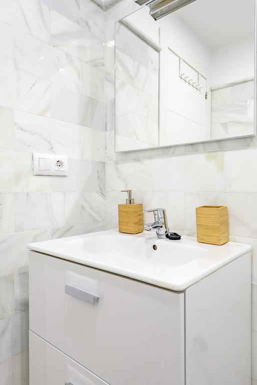 Apartamento Garcia Lorca III Granada Esterno foto